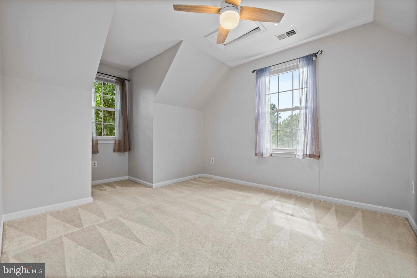 15117 Bernadette Court photo 14