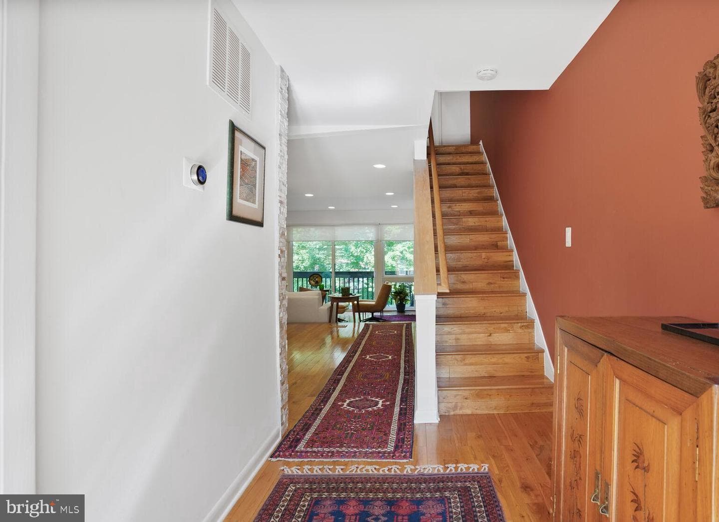 2034 Lakebreeze Way photo 5