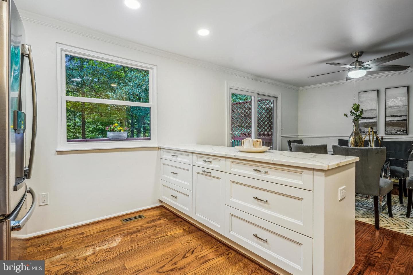 8901 Gutman Court photo 17