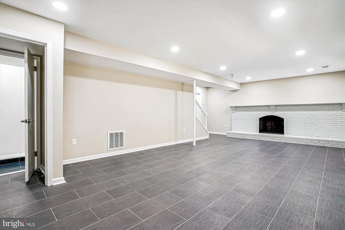 8108 Kings Point Ct. photo 39