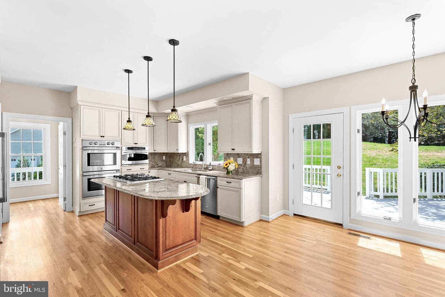 9711 Brookstone Lane photo 18