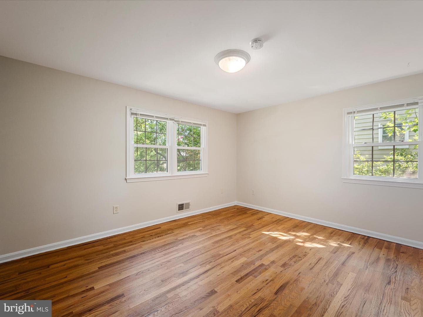 855 Park Avenue photo 22