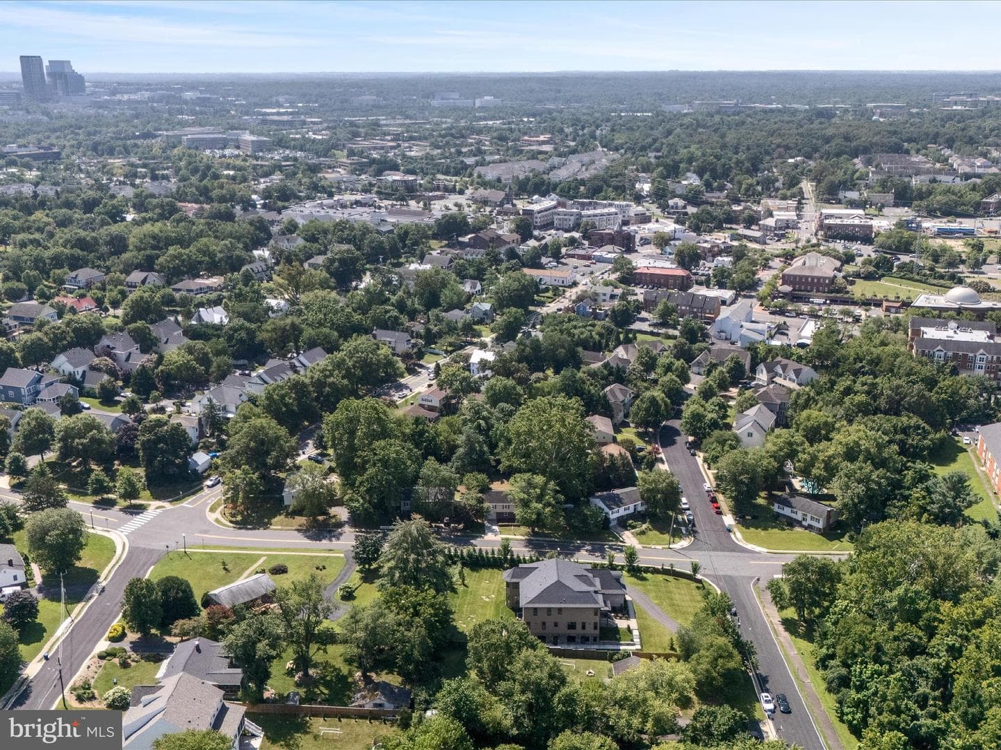 855 Park Avenue photo 46