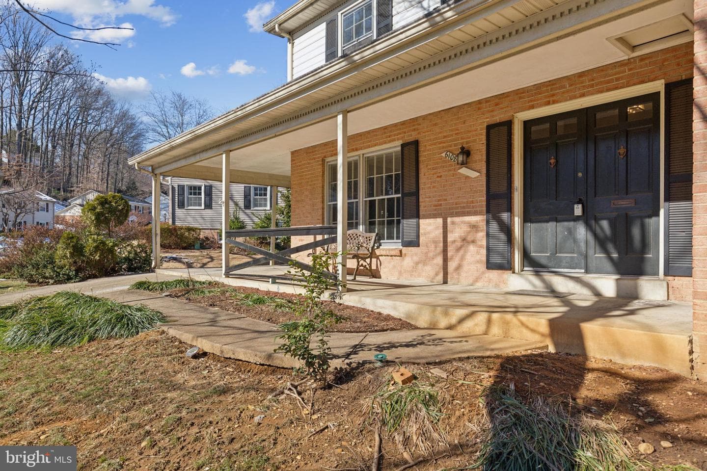 6108 Larstan Drive photo 2