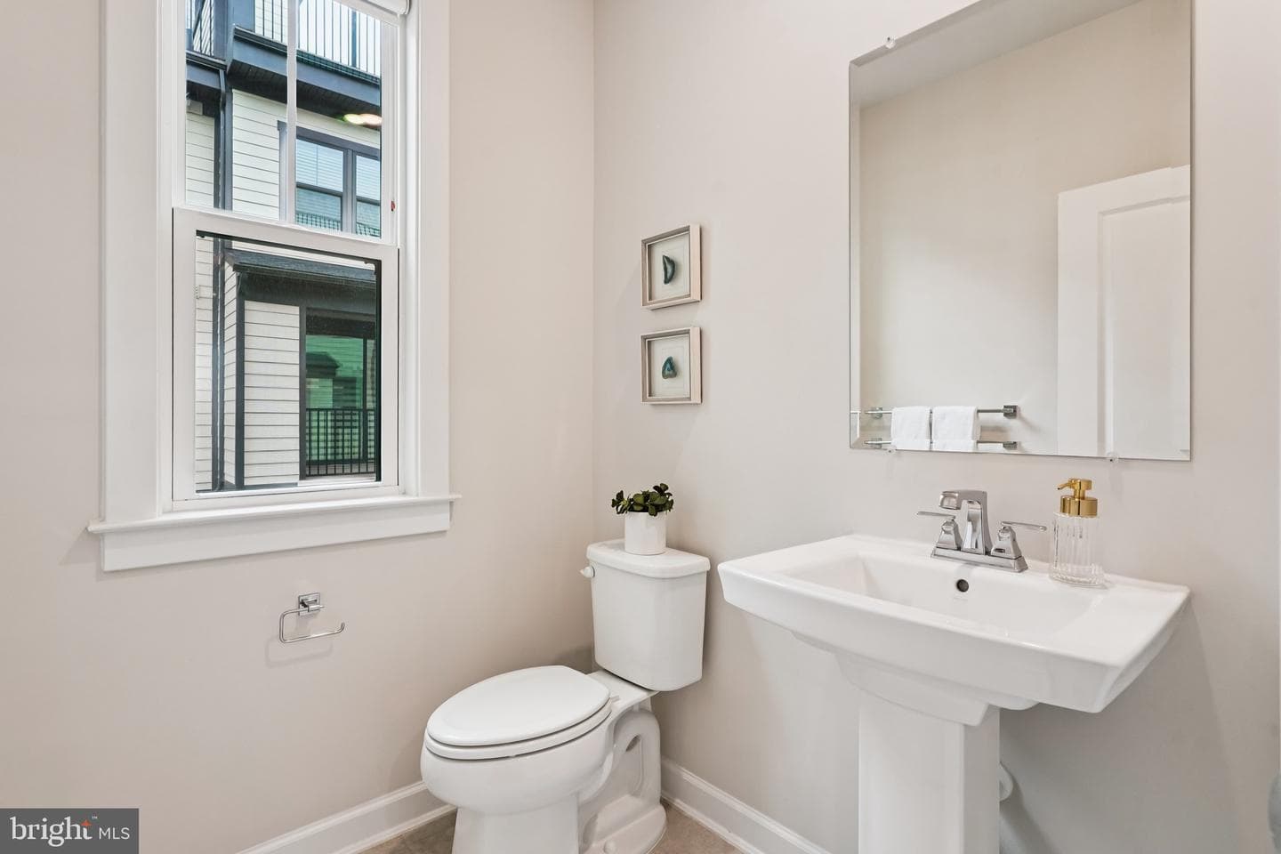 205 Market Square NW #15 photo 40