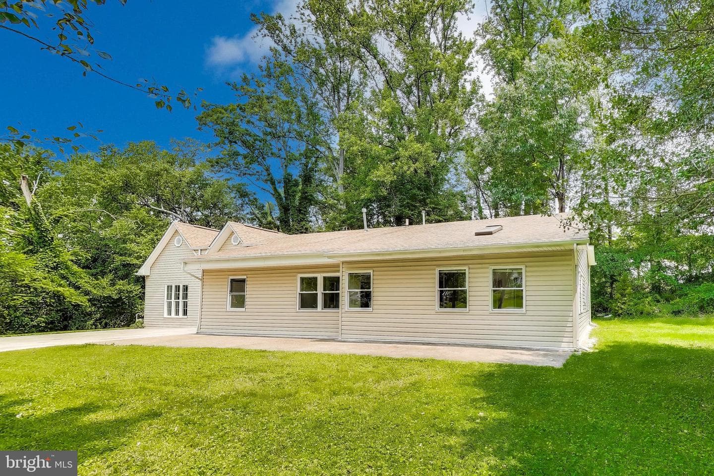 3603 John Court photo 38