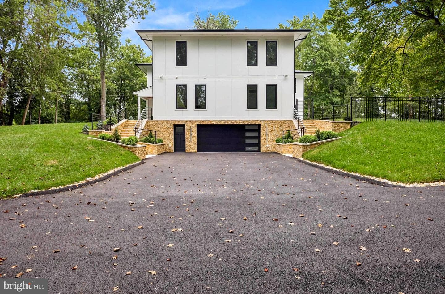 5005 Ravensworth Road photo 6