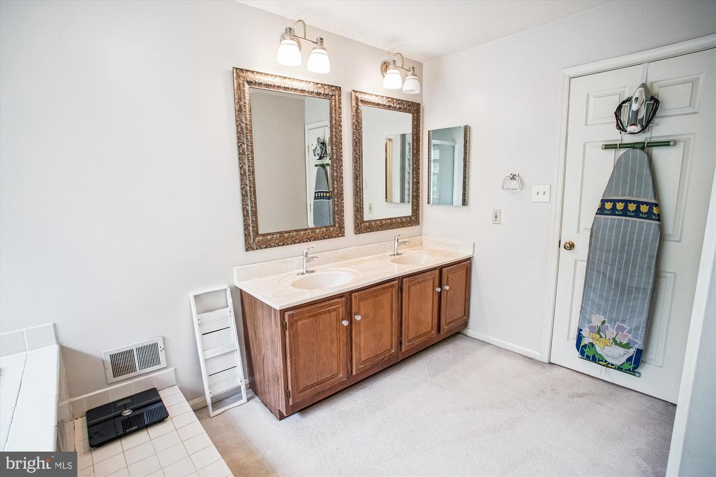 13605 Old Chatwood Place photo 29