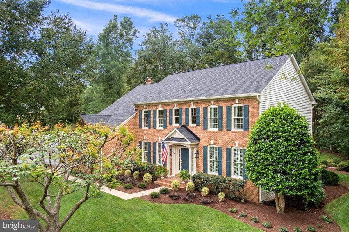 7520 Cannon Fort Drive photo 4