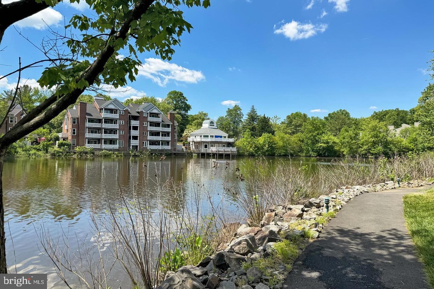 7527 Chrisland Cove photo 32