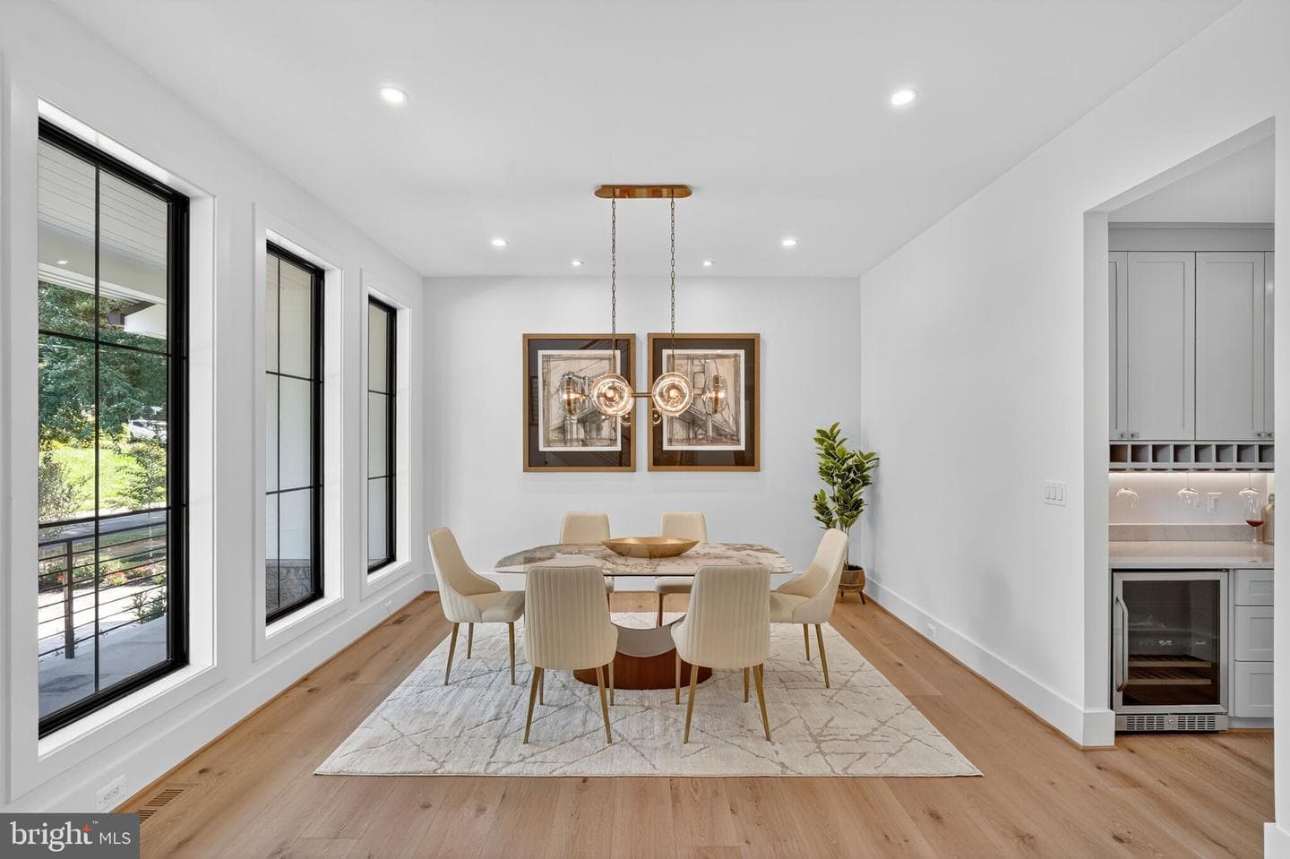 1730 Barbee Street photo 6