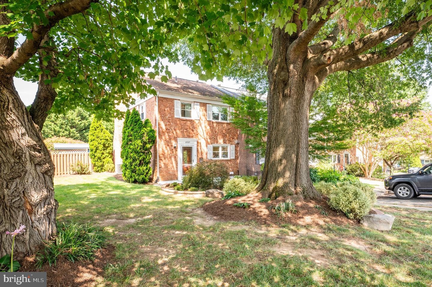 6065 Hardwick Place photo 1
