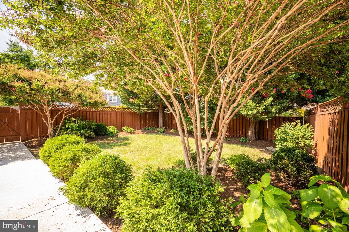 6065 Hardwick Place photo 32
