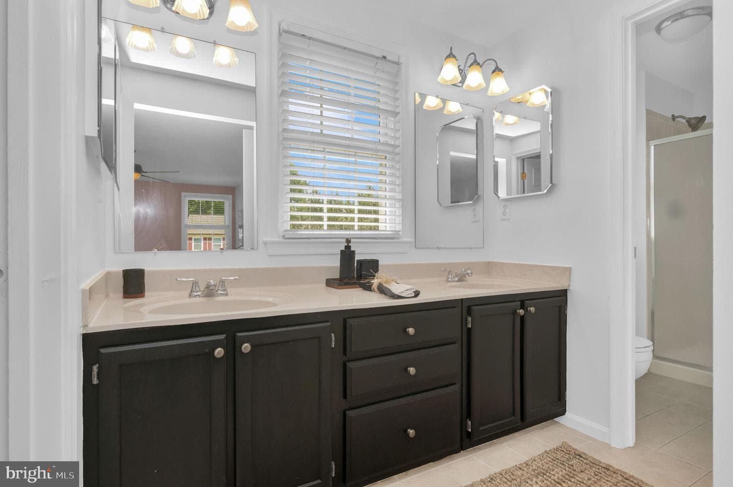 14515 William Carr Lane photo 24