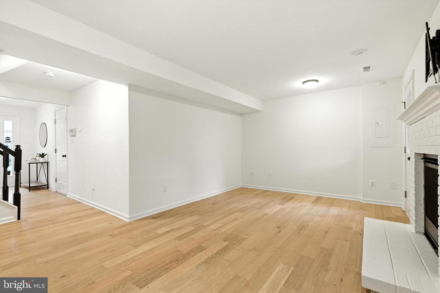 7495 Gadsby Square photo 7
