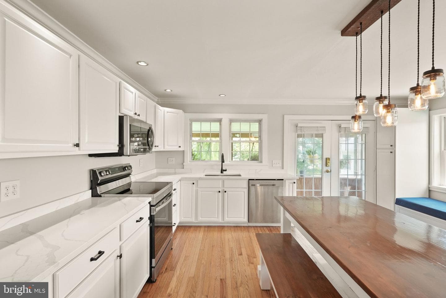 9423 Ox Road photo 15