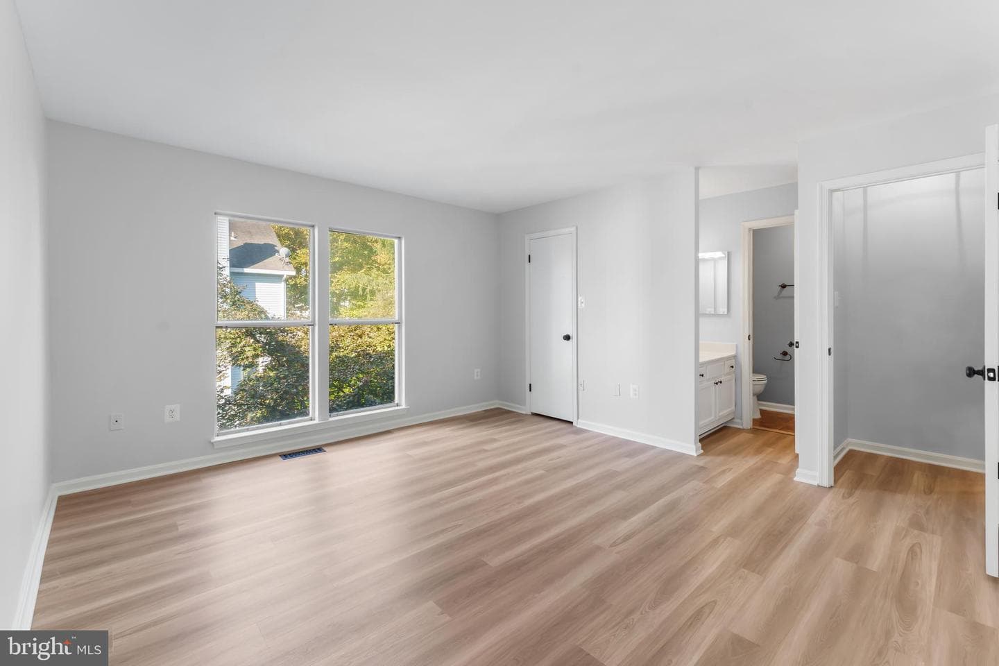 9626 Pierrpont Street photo 20