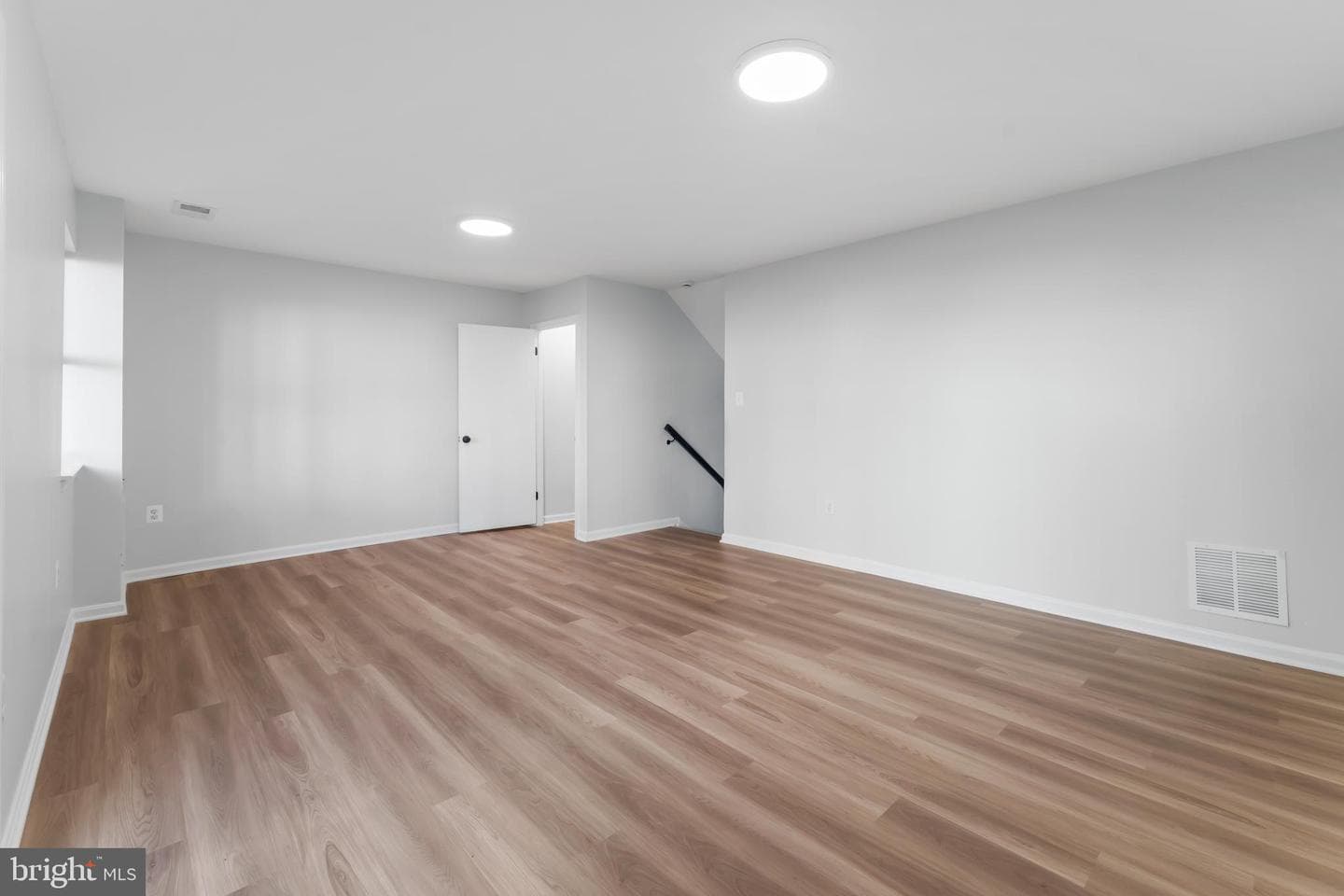 9626 Pierrpont Street photo 26