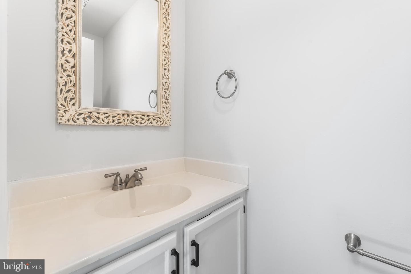 9626 Pierrpont Street photo 8
