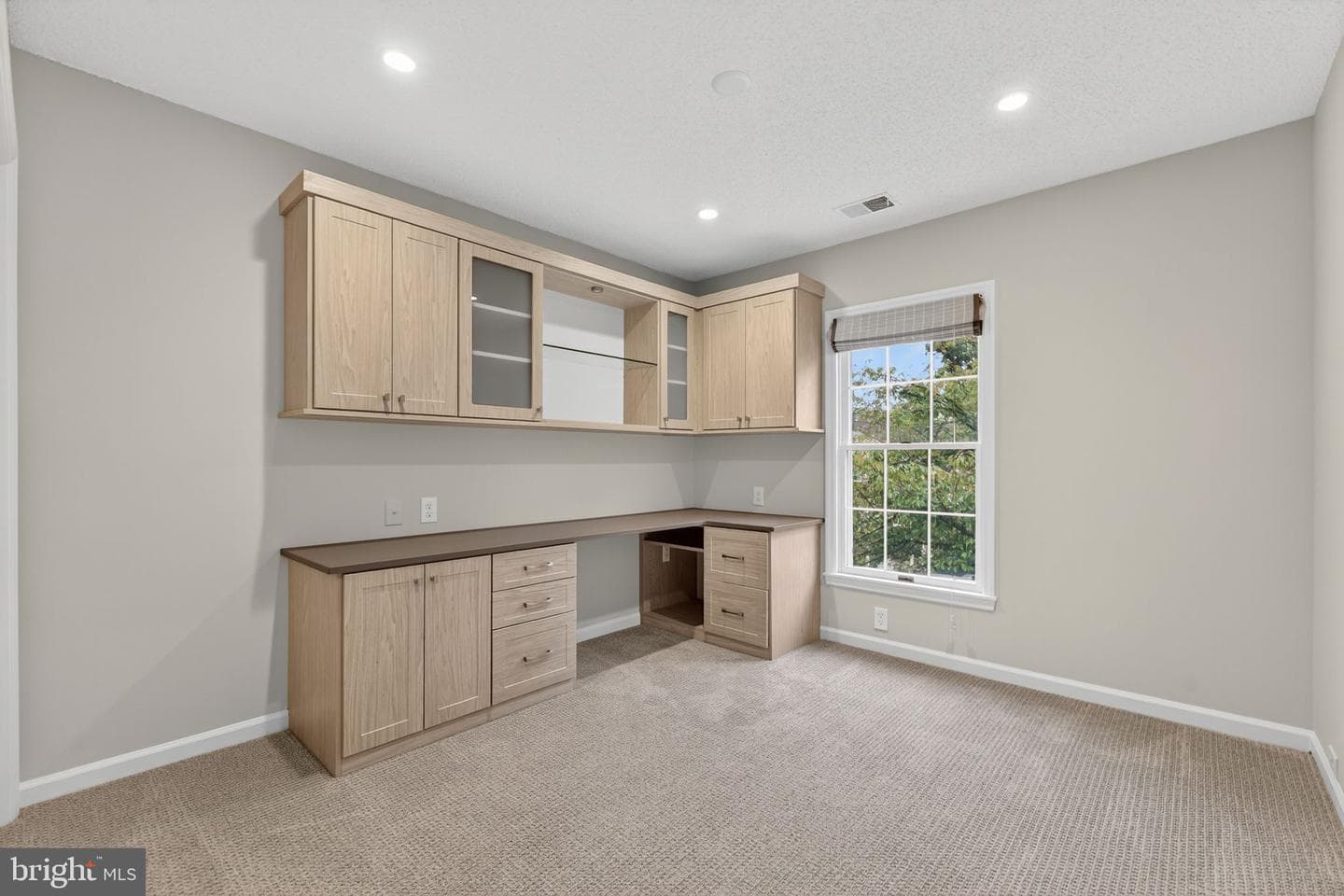 7256 Glen Hollow Court #4 photo 35