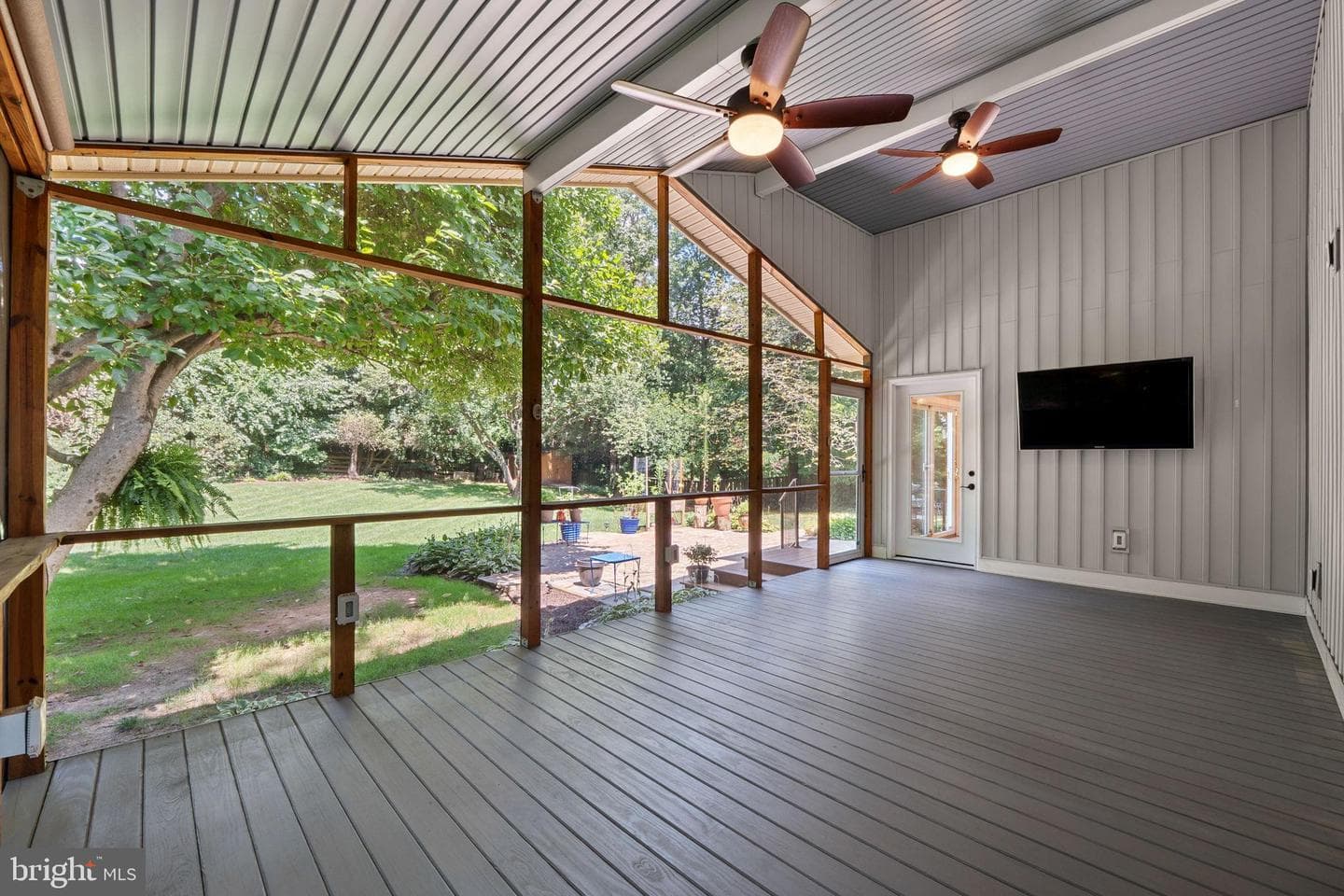 5265 Ofaly Road photo 55