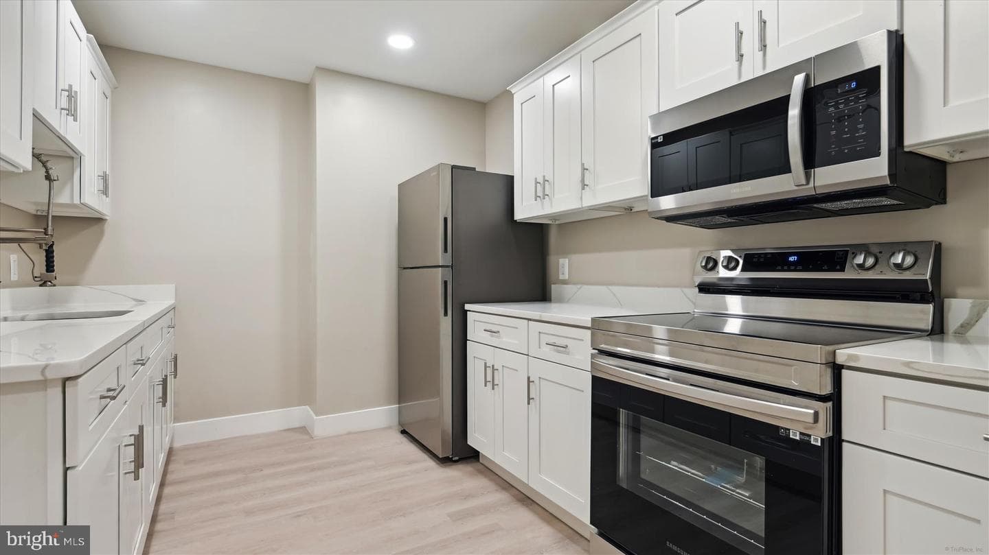 2230 George C Marshall Drive #617 photo 51