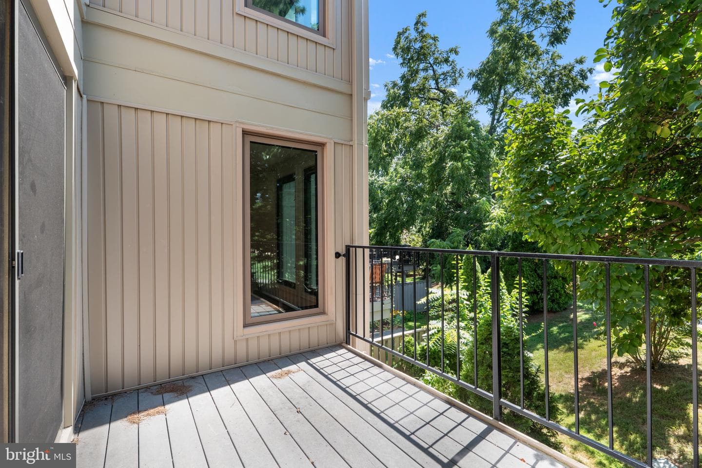 1806 N Shore Court photo 12