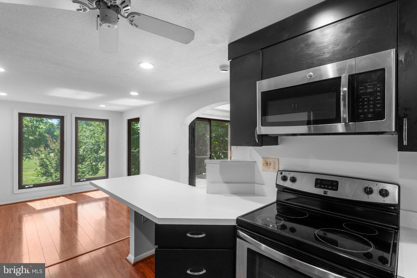 1806 N Shore Court photo 9