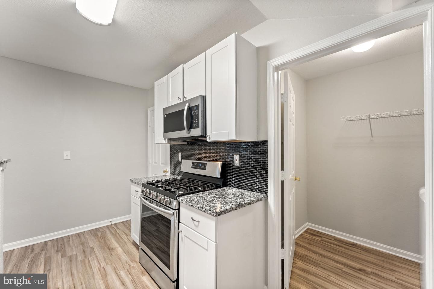 4501 Superior Square #4501 photo 20