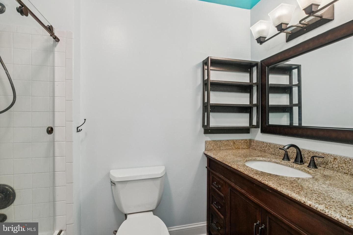8482 Springfield Oaks Drive photo 15