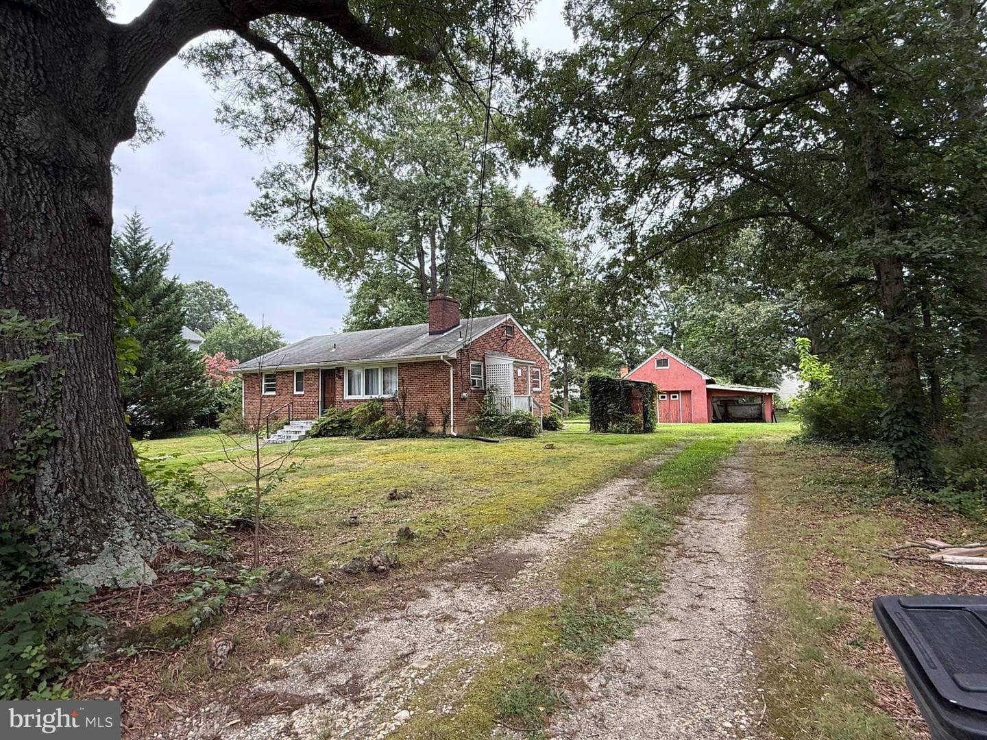 6817 Ridgeway Drive photo 10