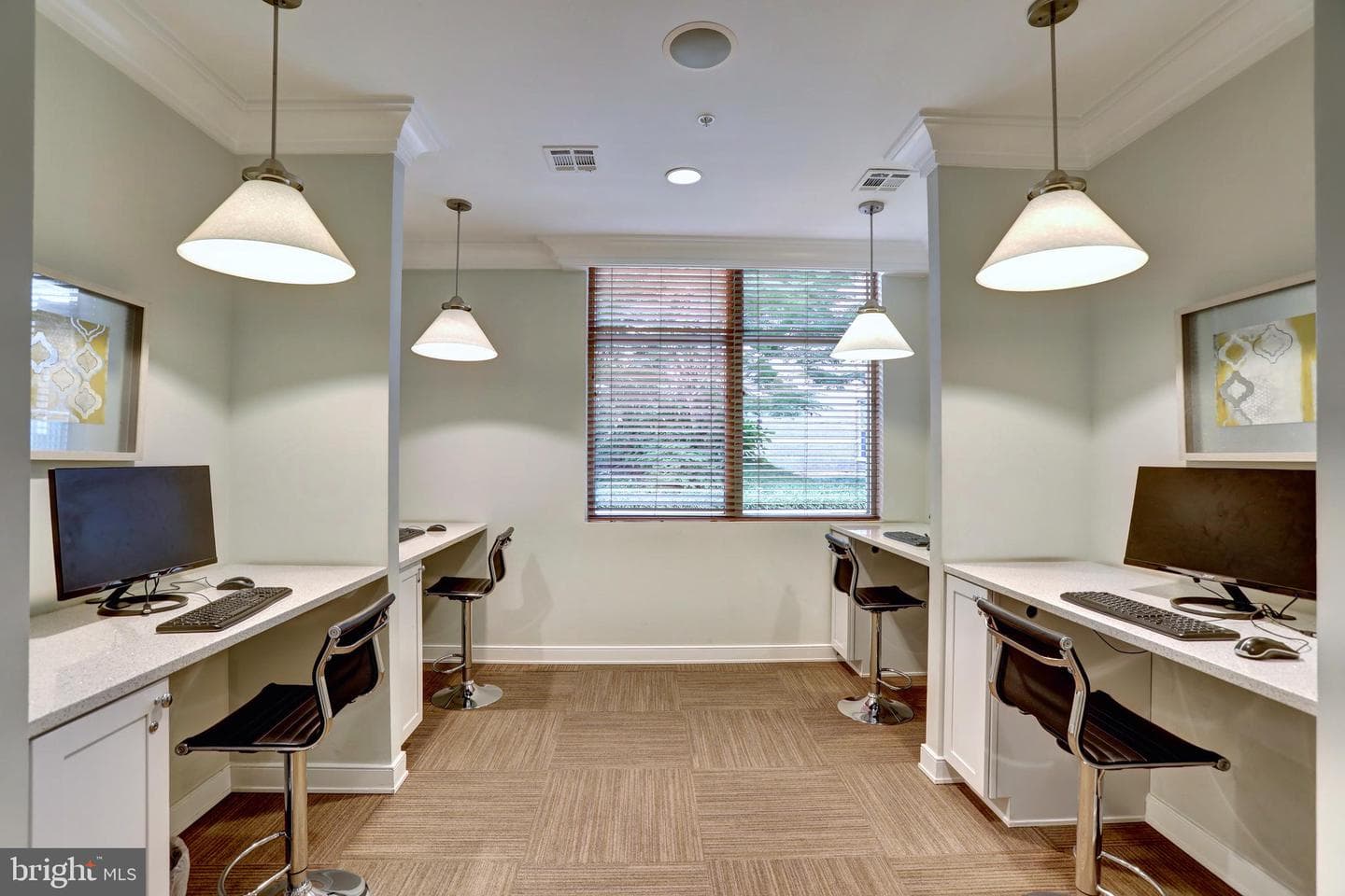 12000 Market Street #352 photo 29
