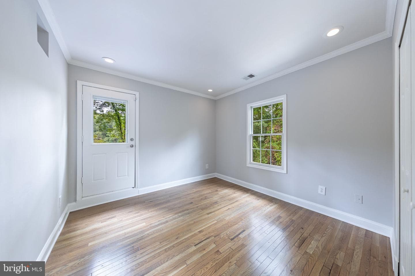 4009 Estabrook Drive photo 26