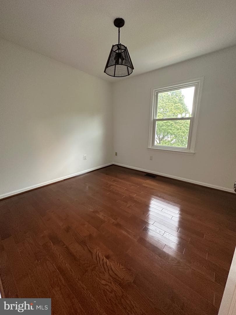 10030 Glencroft Court photo 35