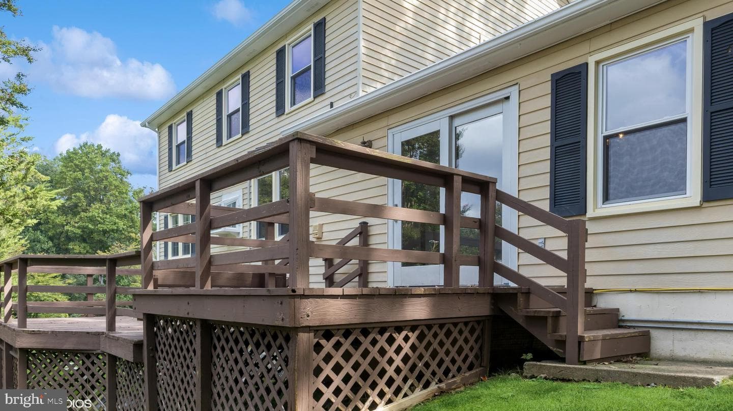 10030 Glencroft Court photo 46