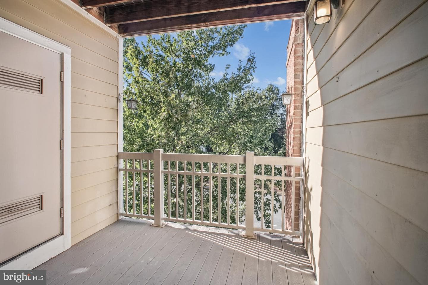 2111 Highcourt Lane #302 photo 12