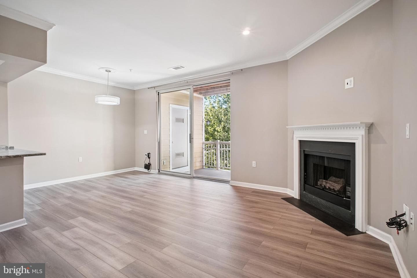 2111 Highcourt Lane #302 photo 19