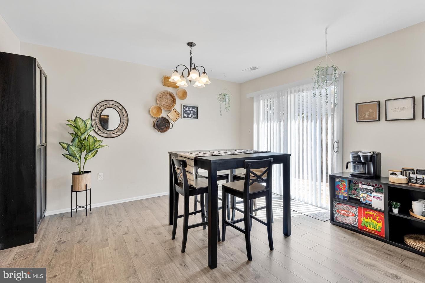 8608 Village Square #15/8608 photo 7