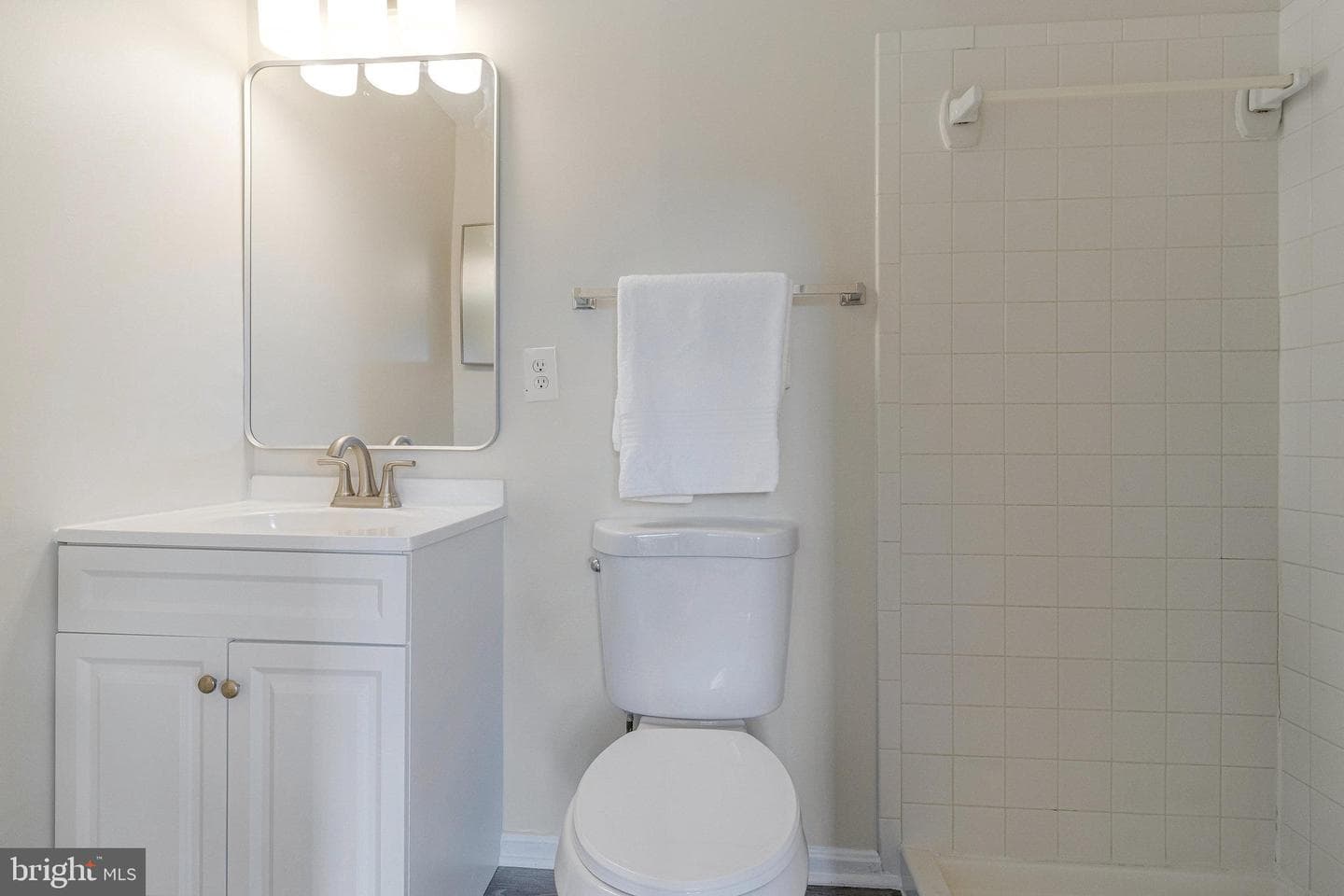 6481 Linleigh Way photo 17