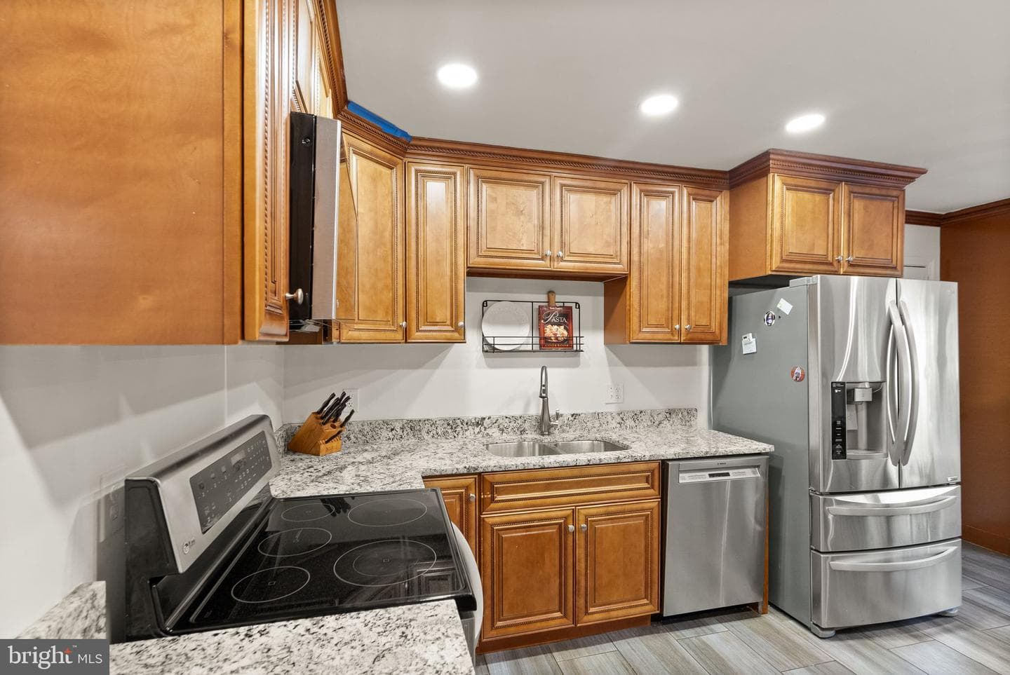 5305 Hexagon Place photo 24