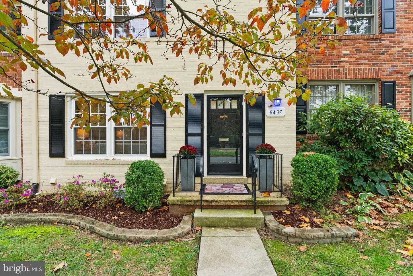 8437 Forrester Boulevard photo 3
