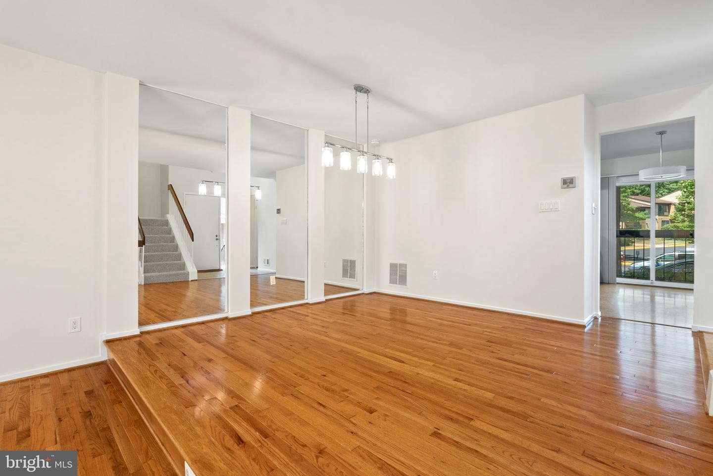 3187 Readsborough Court photo 10