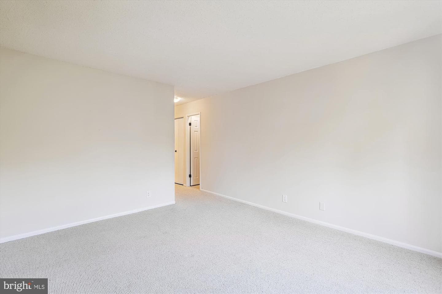 5901 Mount Eagle Drive #516 photo 23