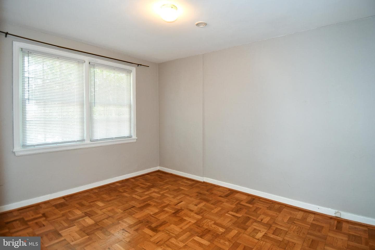 6608 Potomac Avenue #b2 photo 19