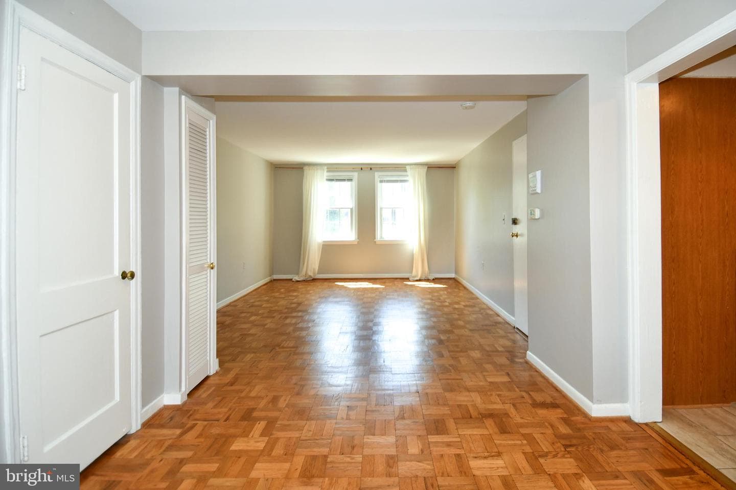 6608 Potomac Avenue #b2 photo 22