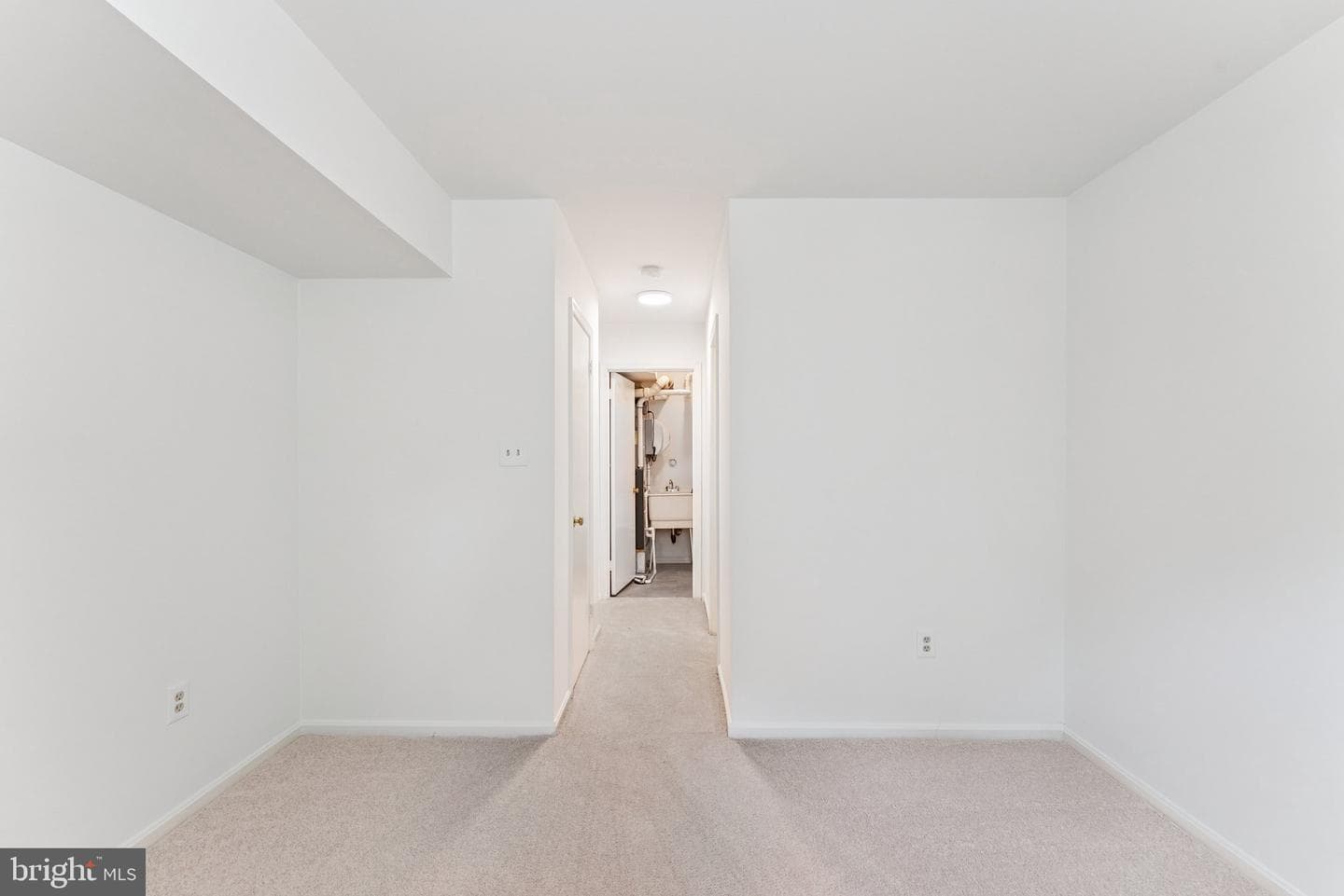 7633 Chancellor Way photo 33