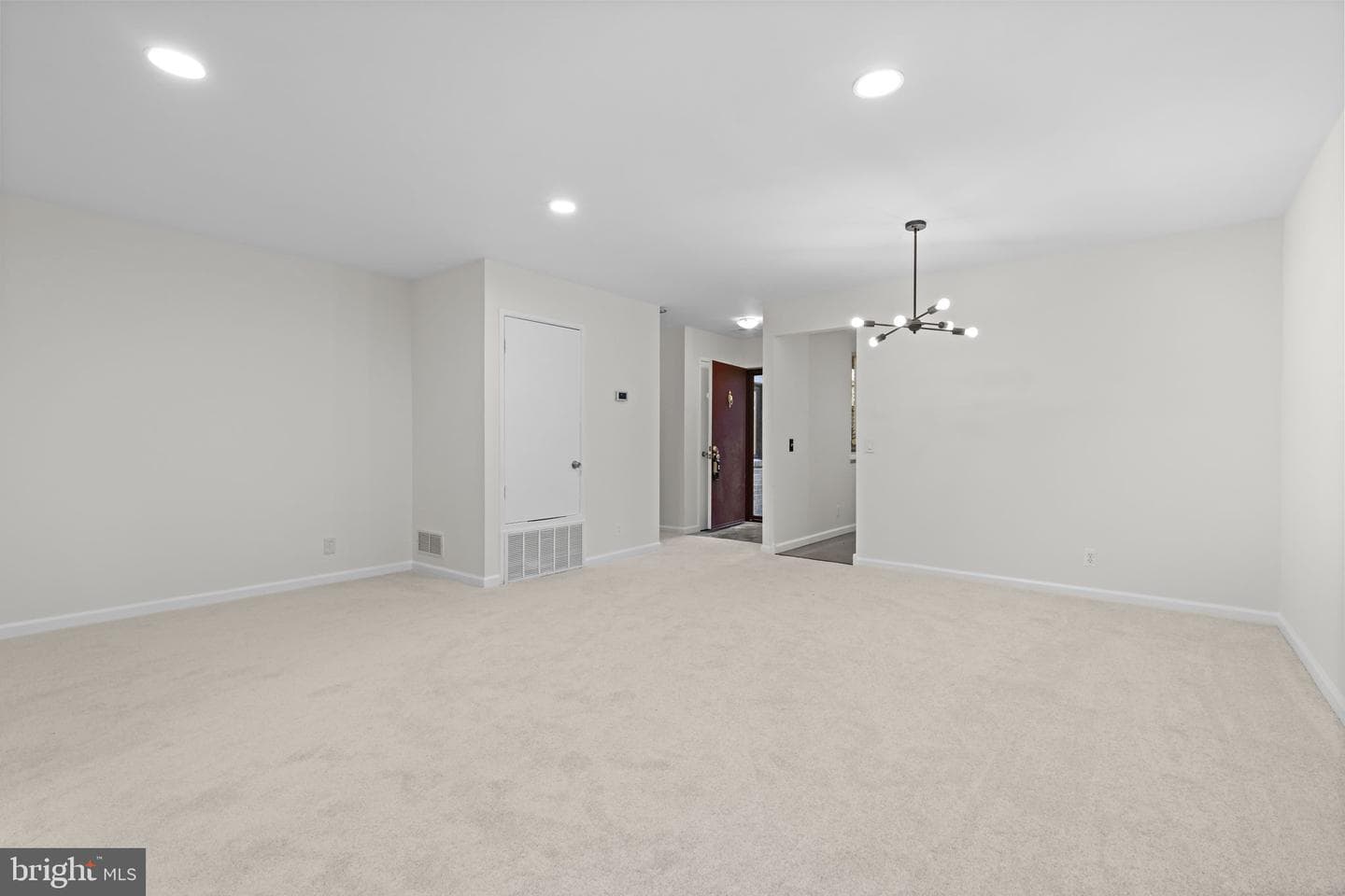 2592 Glengyle Drive #116 photo 5