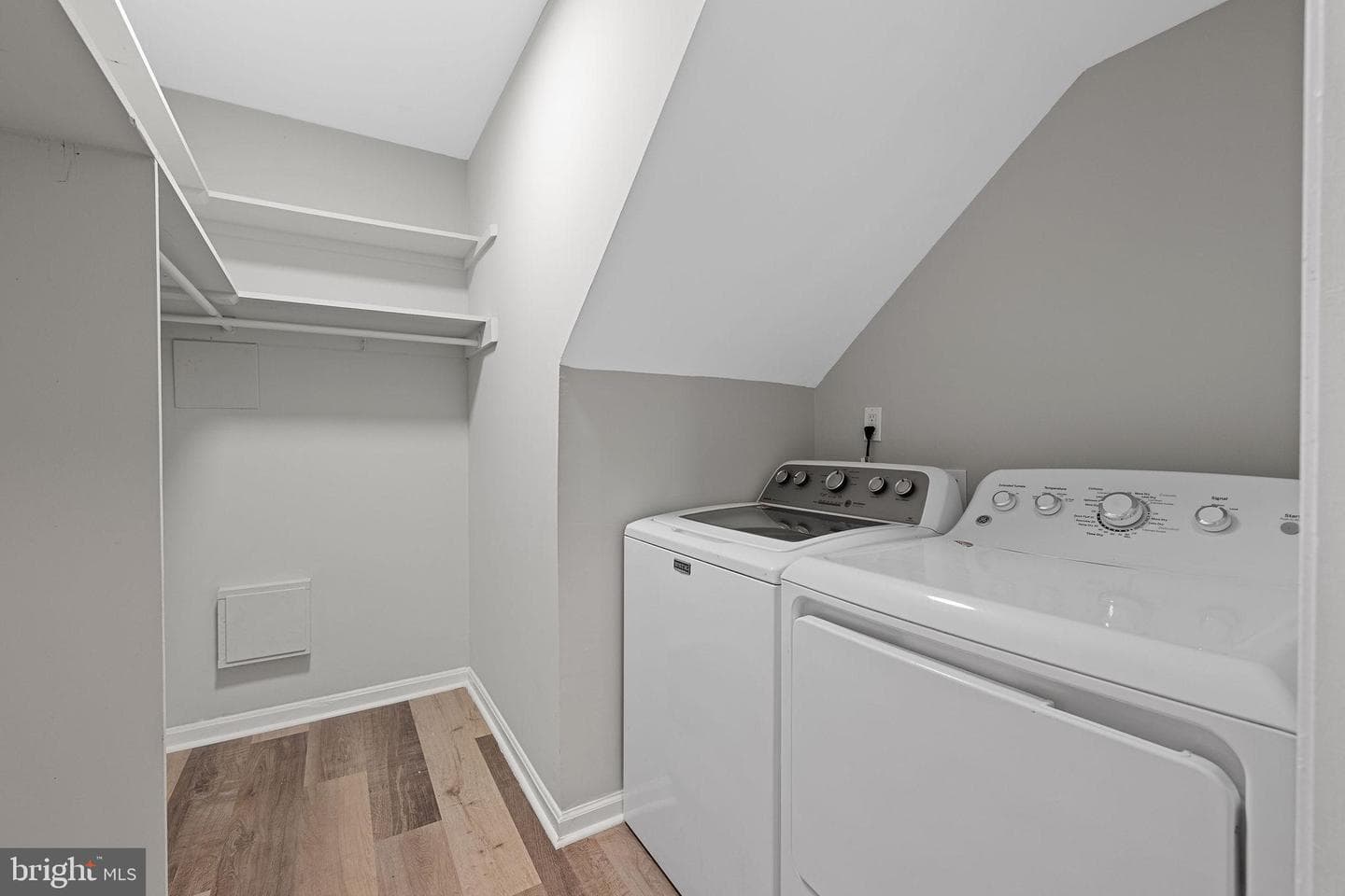 8614 Gateshead Road photo 45
