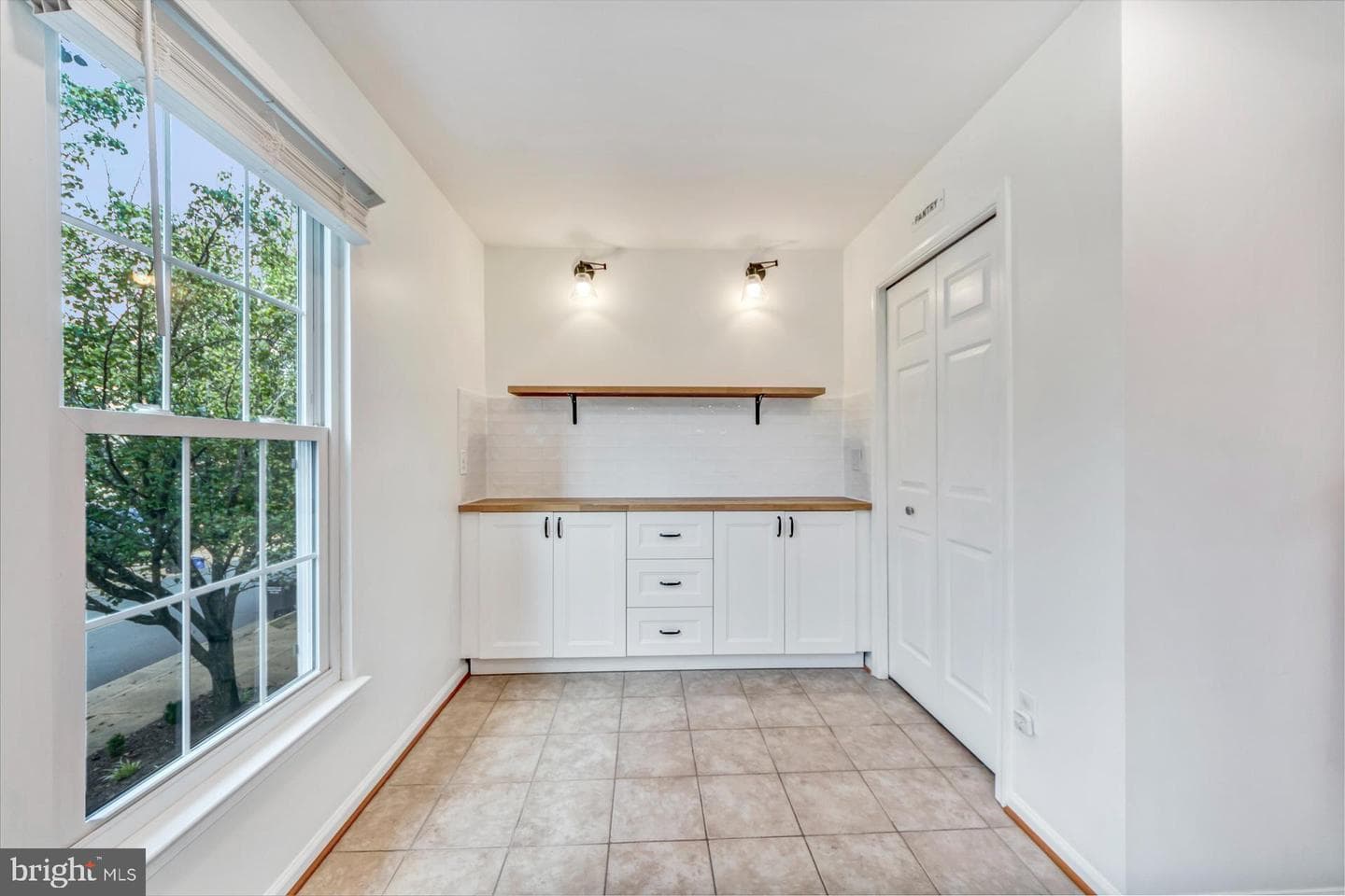 6413 Lureta Ann Lane photo 10