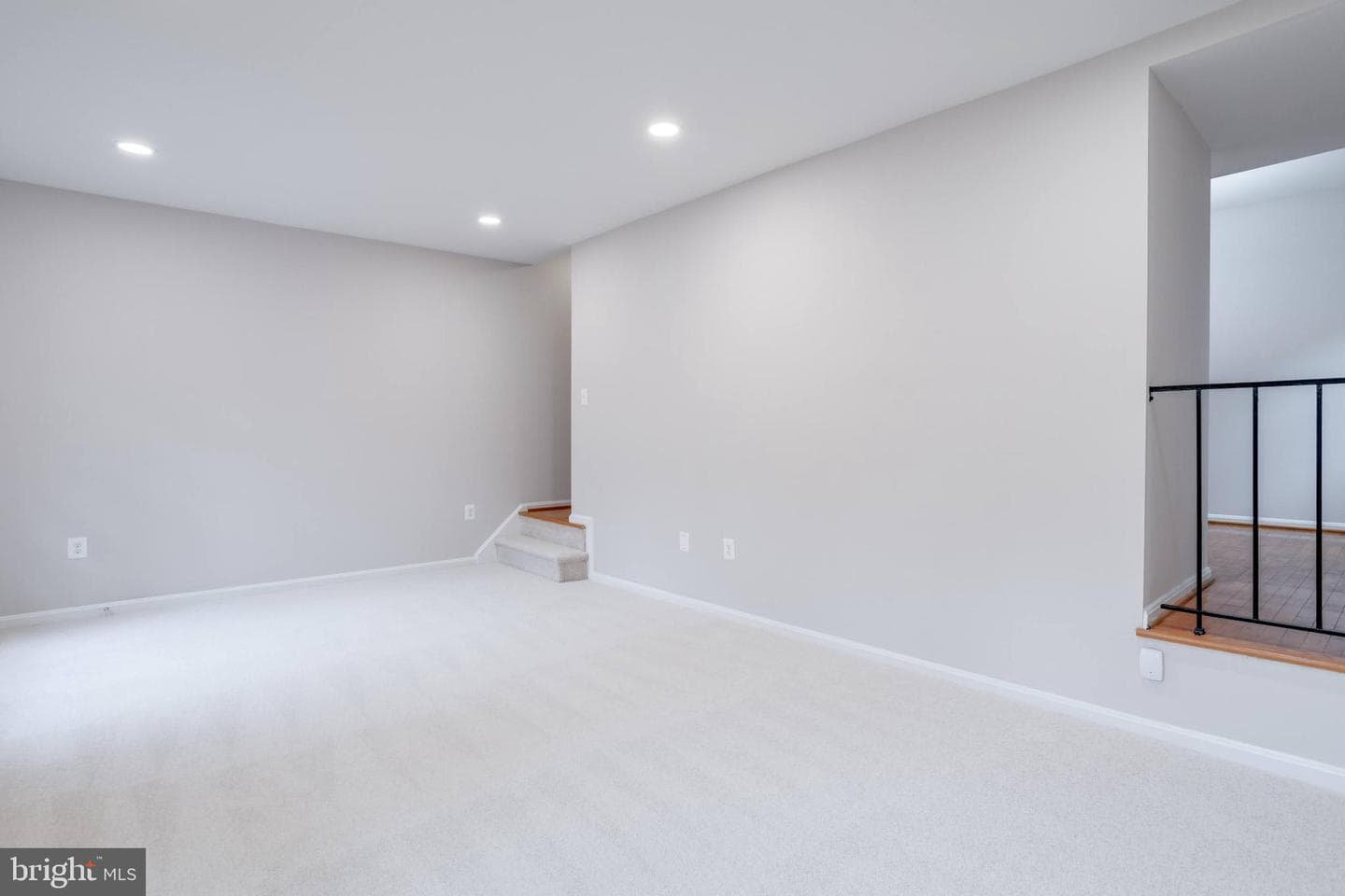 4548 Garbo Court photo 18
